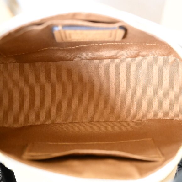 Coach X Peanuts Teri Shoulder Bag With Snoopy - Picture 8 of 8